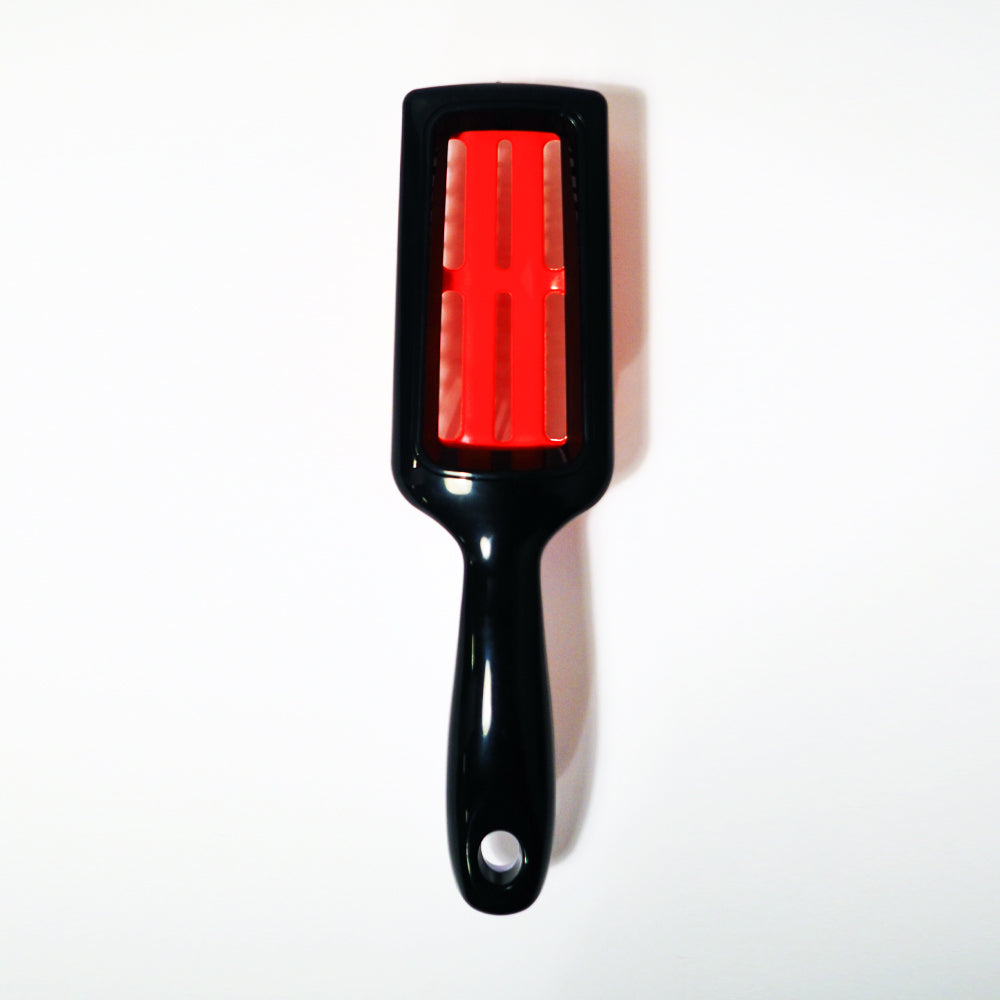 CRAZY POUSS - Brosse démêlante picots ronds - Rouge et blanche - Outil qui vous permet de brosser et démêler les cheveux facilement