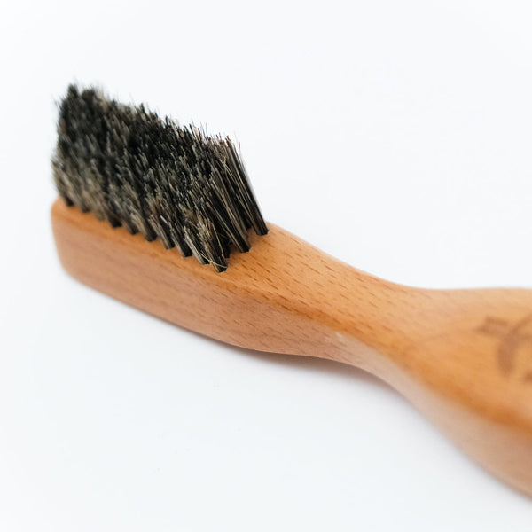 CRAZY POUSS - Mini brosse en bois arrondi - Brosse en bois idéale pour coiffer vos baby hair et masser doucement votre crâne