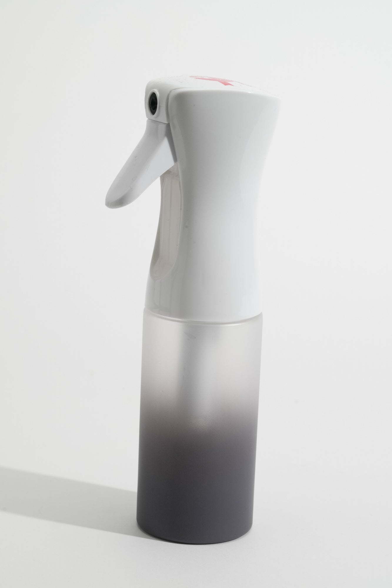 CRAZY POUSS - New vaporisateur crazy - Blanc - Vaporisateur à jet réglable pour humidifier vos cheveux avant le coiffage